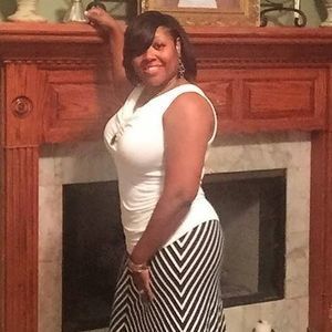 Meet your Posher, Dana